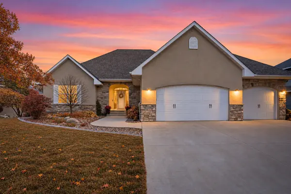 1647 Seashell LN, Waconia, MN 55387