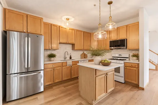 3936 Everest LN N, Plymouth, MN 55446
