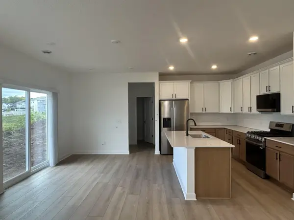 2307 Williams ST, Shakopee, MN 55379