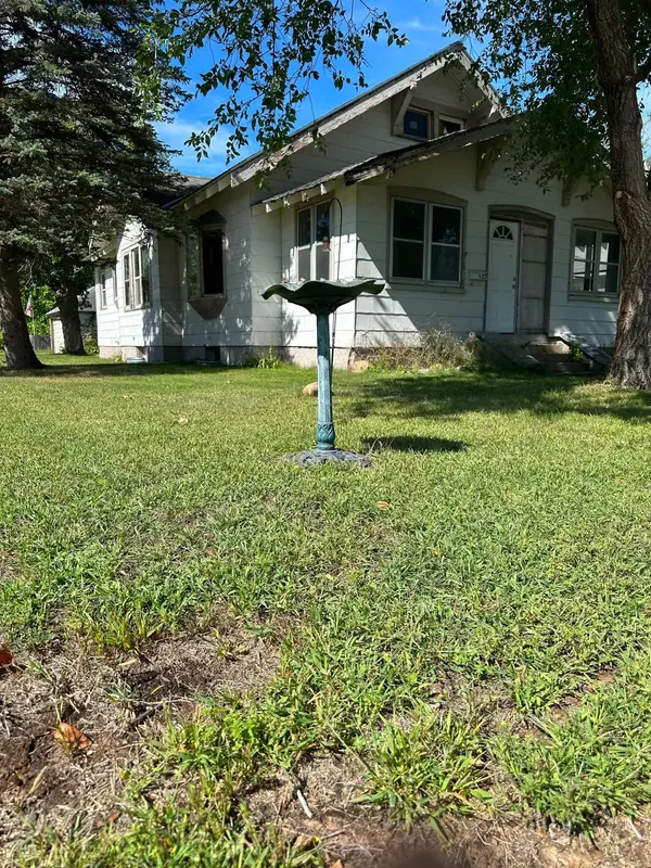 227 3rd ST SW, Staples, MN 56479