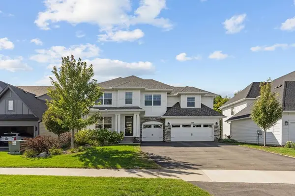 4386 Arbor DR, Woodbury, MN 55129
