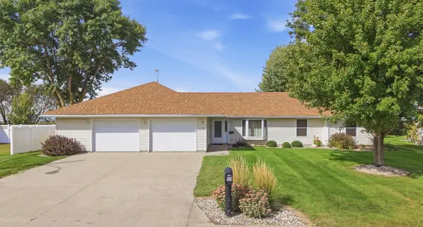 474 10th AVE SW, Wells, MN 56097
