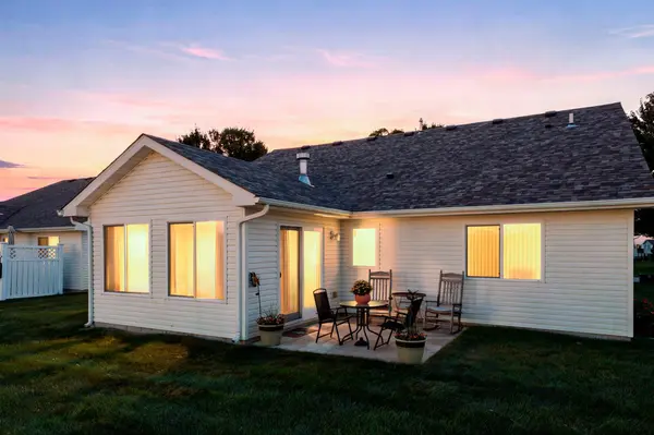 2333 Cleveland LN S, Cambridge, MN 55008