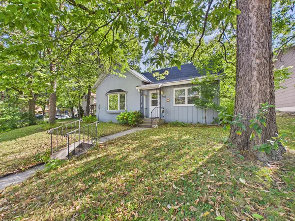 910 10th AVE S, Saint Cloud, MN 56301