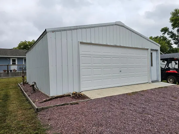 713 S Elm ST, Lamberton, MN 56152