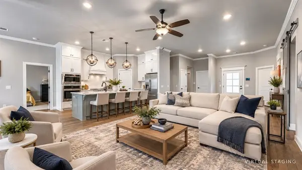 609 Side Track RD, Yukon, OK 73099