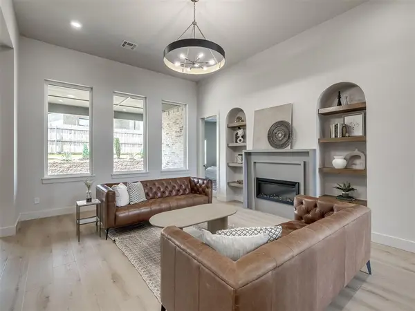 5613 NW 154th TER, Edmond, OK 73013