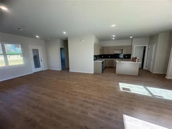 7231 S Douglas, Guthrie, OK 73044
