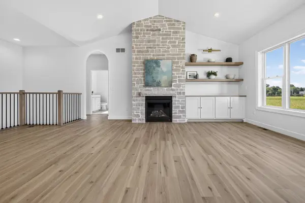1609 TORCHWOOD TRL, De Pere, WI 54115