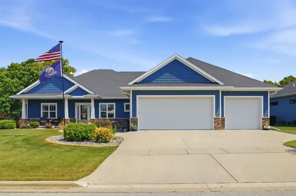 3487 PEPPERGRASS DR, Green Bay, WI 54311-4421