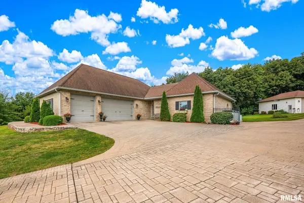 1064 Knox Rd 350 E, Galesburg, IL 61401