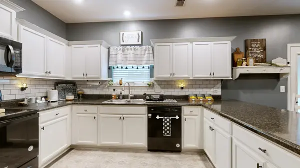 516 Eagleview Dr, Eagleville, TN 37060