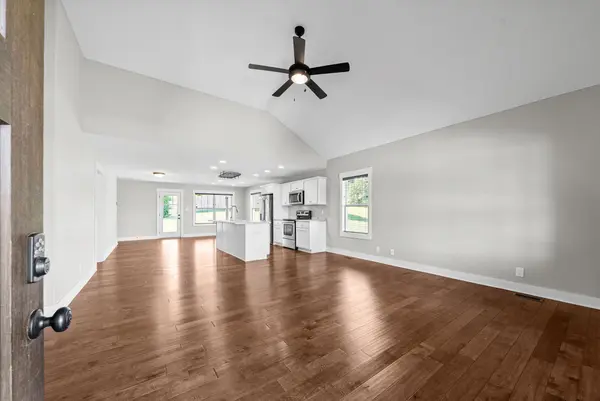3540 Drake Rd, Adams, TN 37010