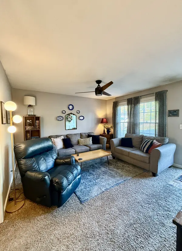 1003 Pine Cir, Lawrenceburg, TN 38464