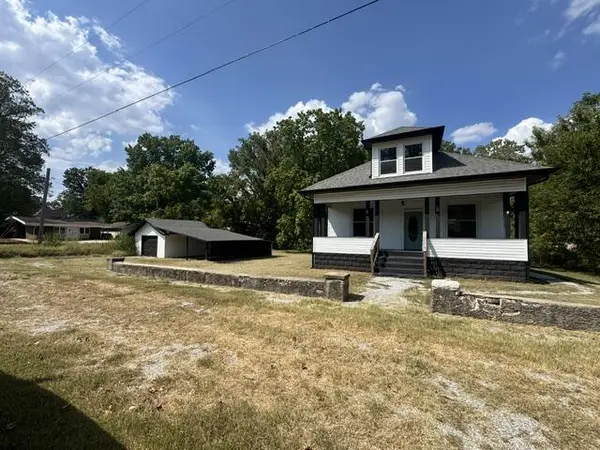 107 E Odell ST, Marionville, MO 65705