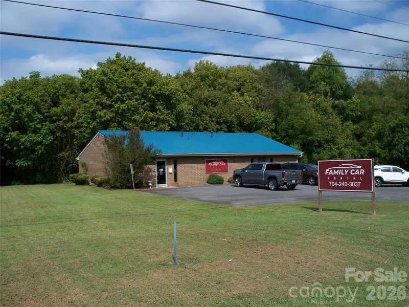 956 Reepsville RD, Lincolnton, NC 28092