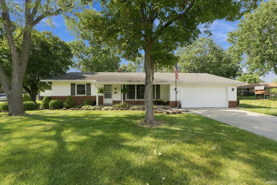 2811 Trent DR, Fort Wayne, IN 46815-6740
