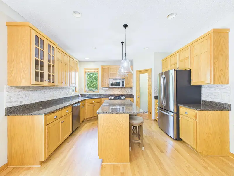6324 Langer LN, Lino Lakes, MN 55038