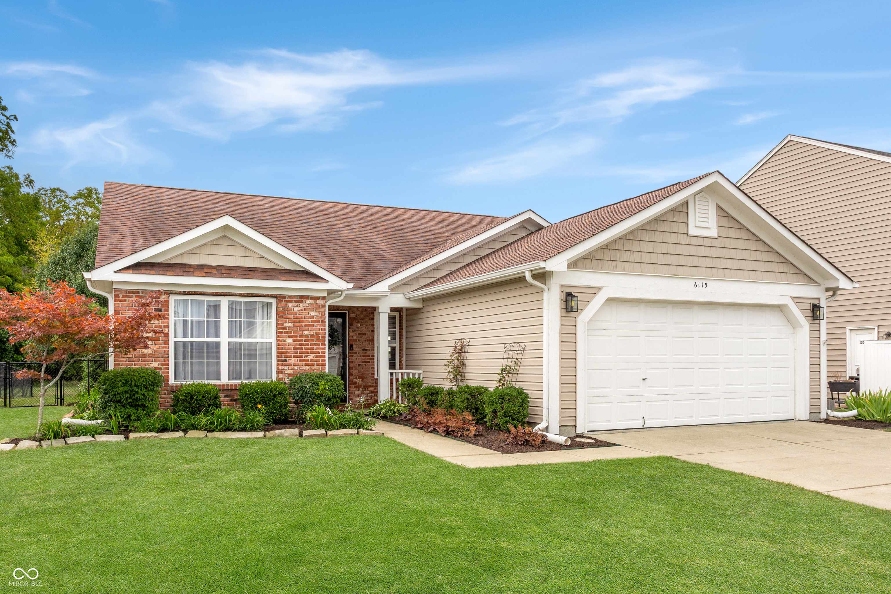 6115 Green Glade DR, Whitestown, IN 46075