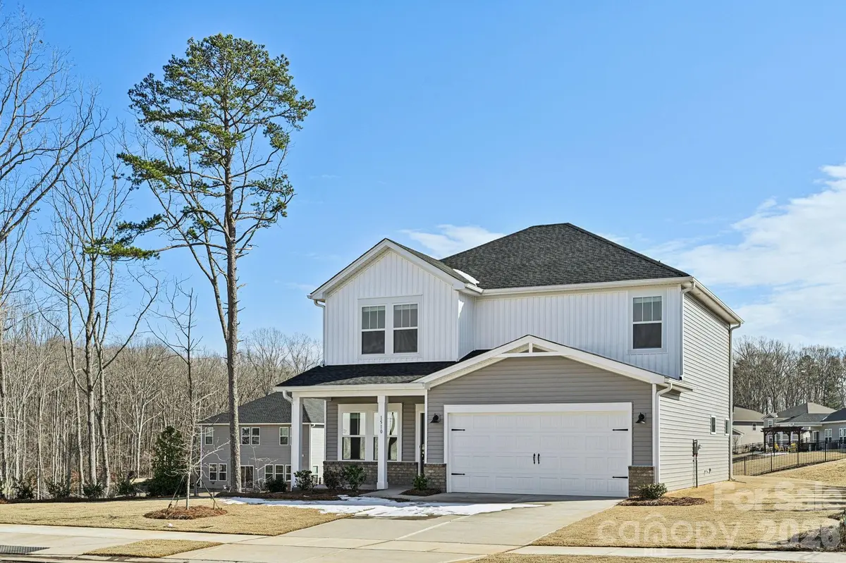 2411 Chartwell ST, Stanley, NC 28164