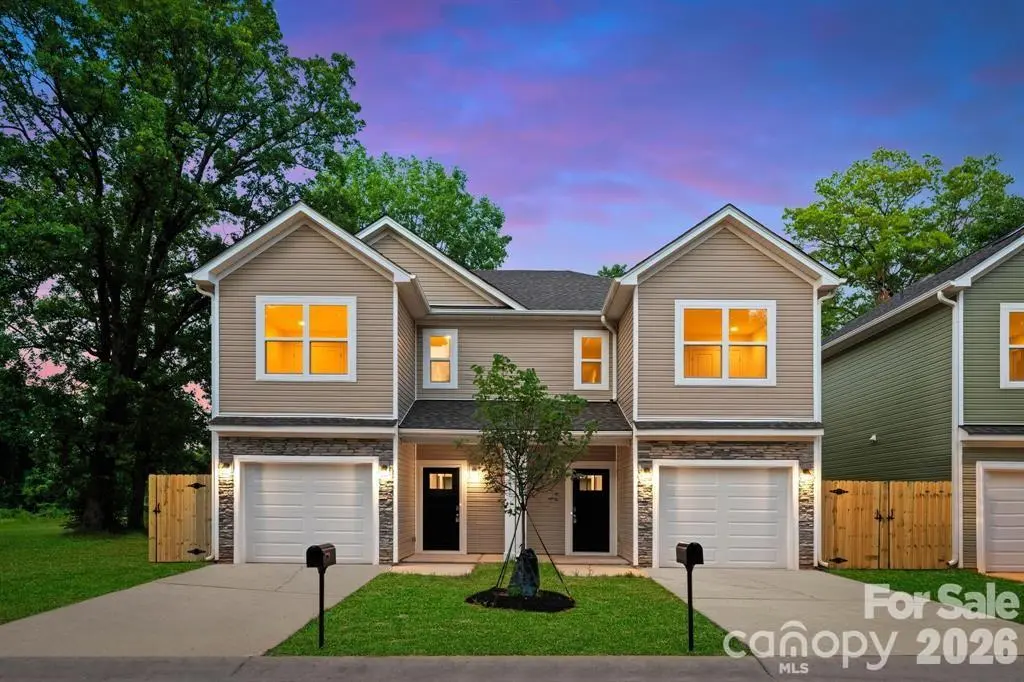 2922 Capitol DR, Charlotte, NC 28208