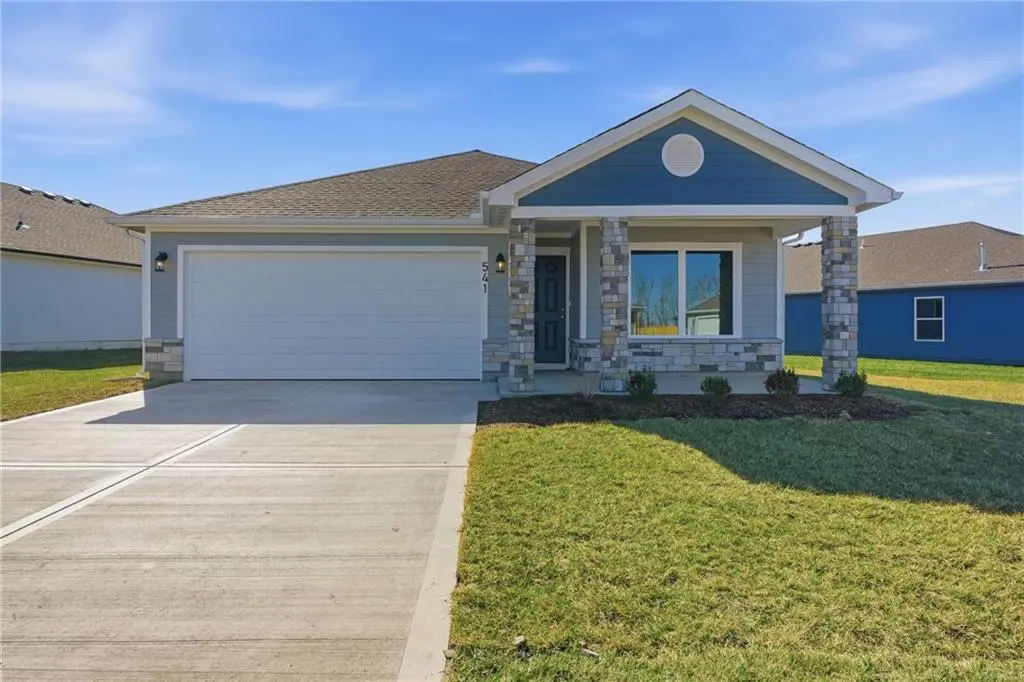 765 N Buckeye ST, Gardner, KS 66030