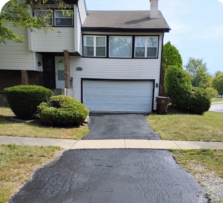 17909 Chartres CT, Hazel Crest, IL 60429