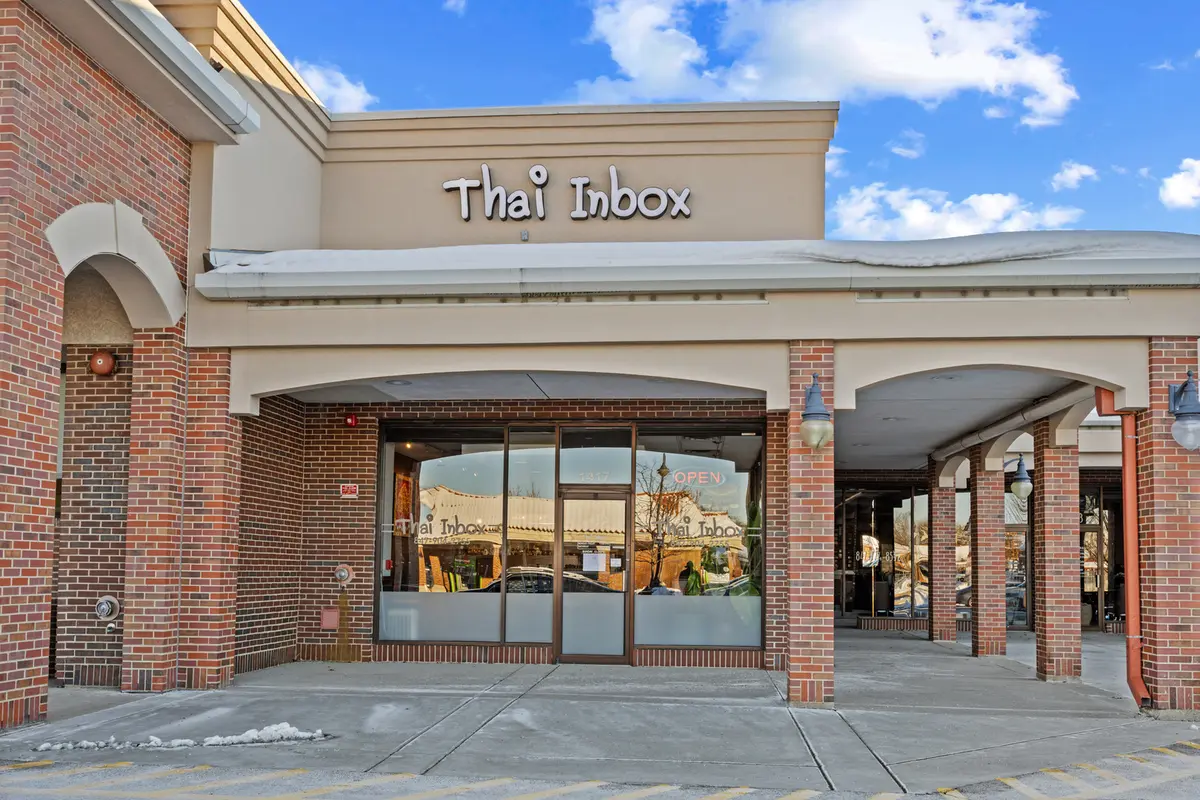 1417 Waukegan RD, Glenview, IL 60025