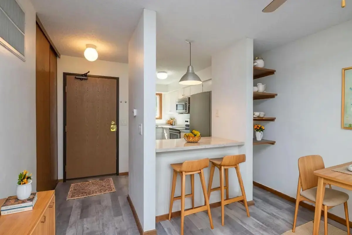 353 Belvidere ST E #353B, Saint Paul, MN 55107