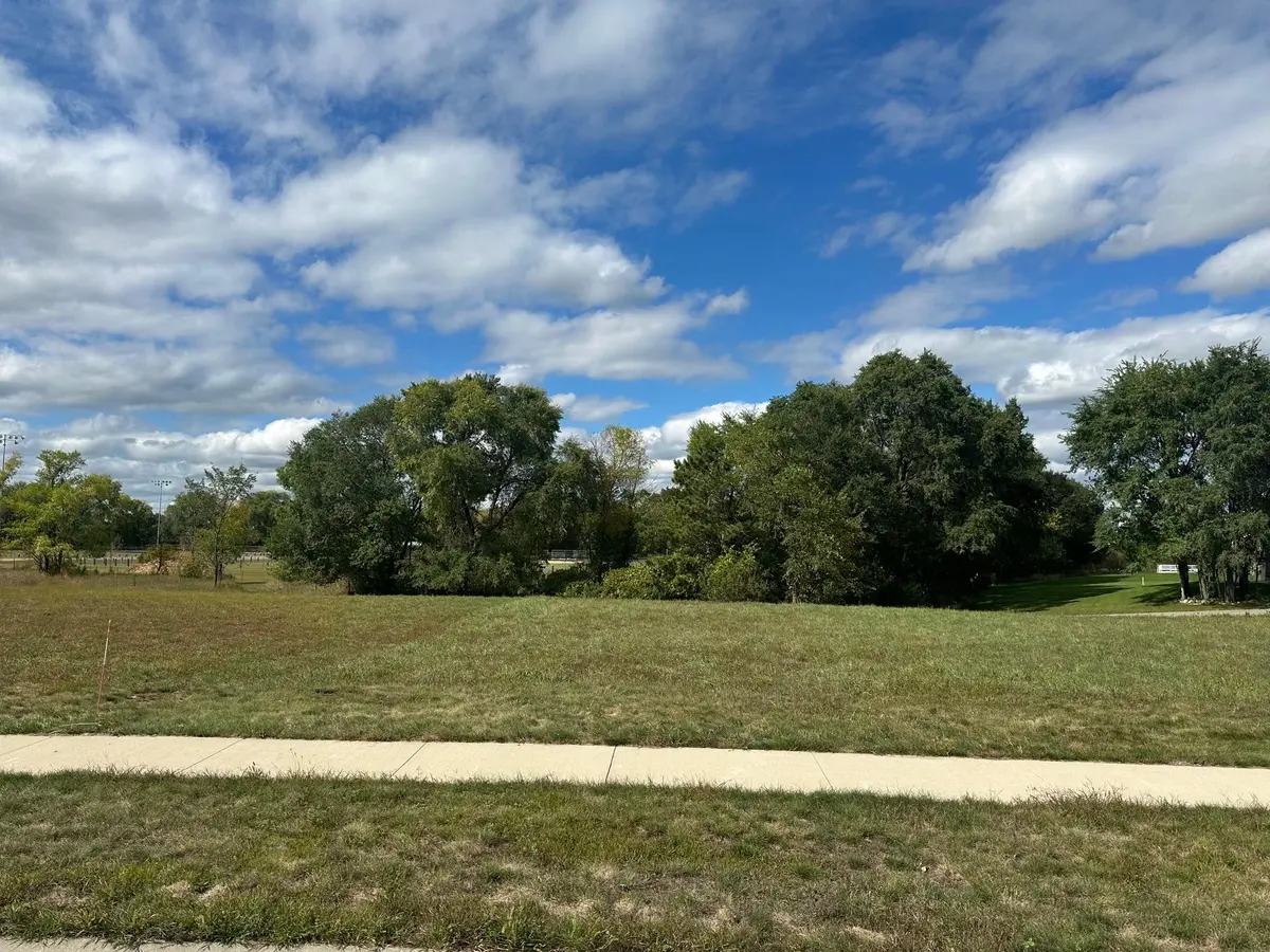 29 Meadow LN, Cold Spring, MN 56320