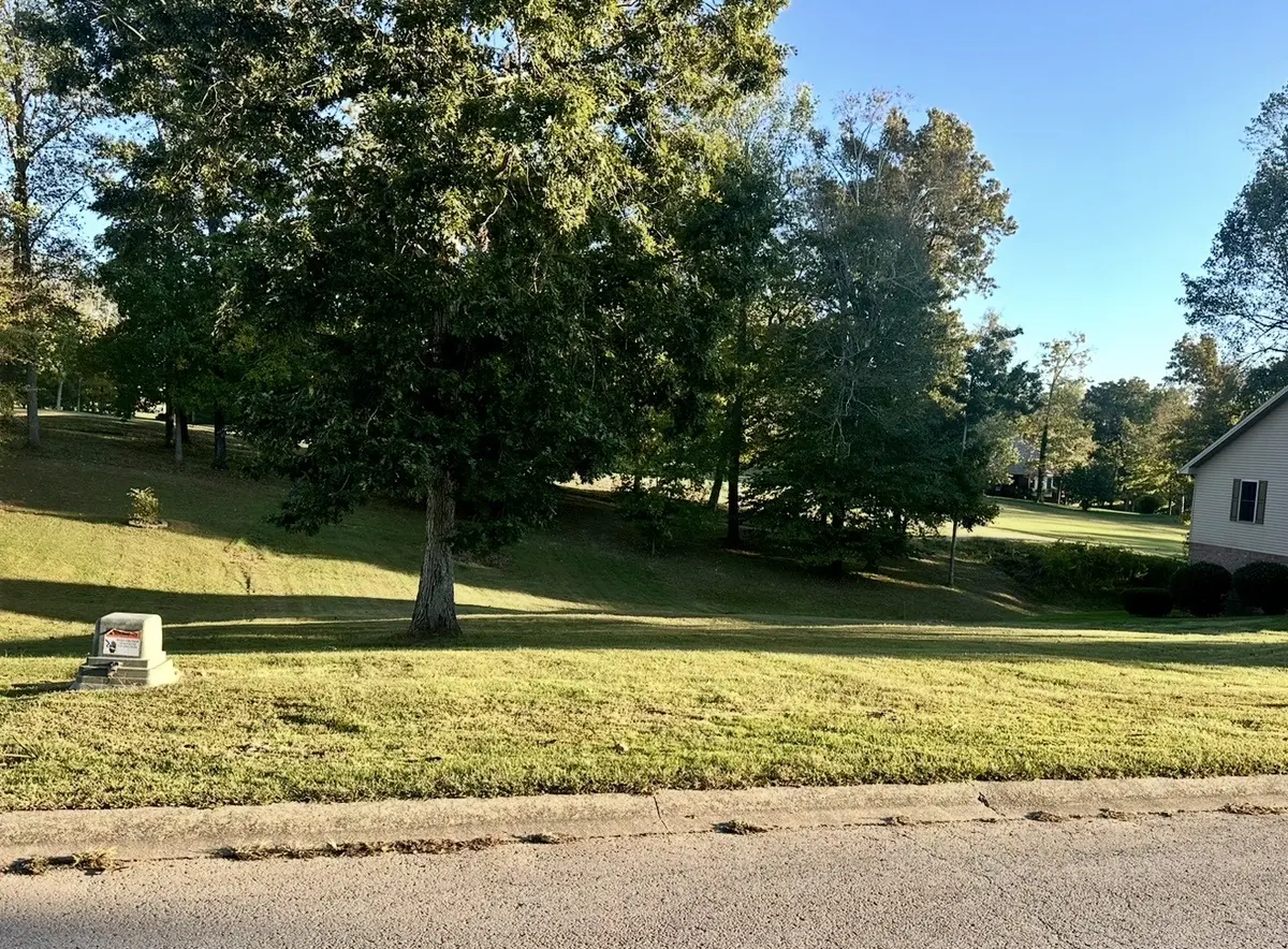 237 Fairway Trace, Cadiz, KY 42211
