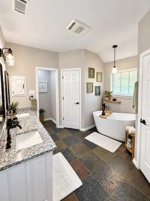 413 Flagstone Drive, Burleson, TX 76028
