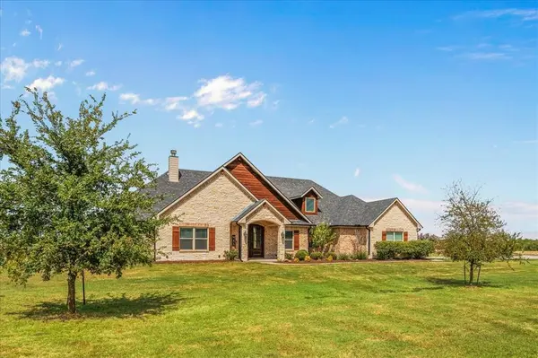 3674 County Road 2142, Caddo Mills, TX 75135