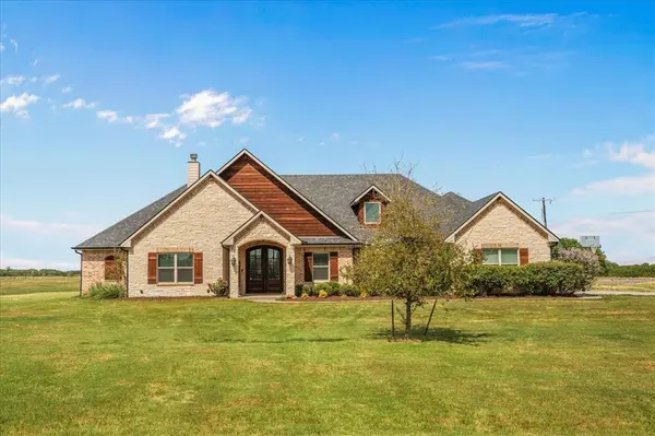 3674 County Road 2142, Caddo Mills, TX 75135
