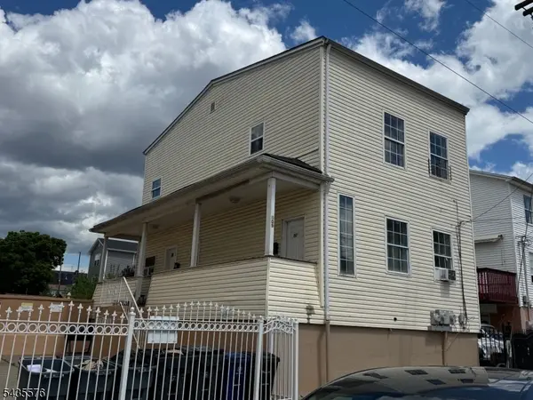 509 2nd Ave, Elizabeth City, NJ 07202