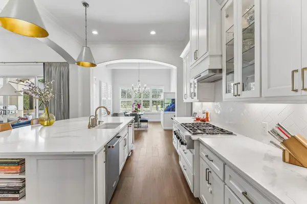 505 Flint Ridge TRL, Georgetown, TX 78628
