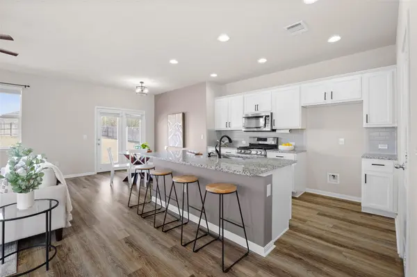 2005 Fairhaven GTWY, Georgetown, TX 78626