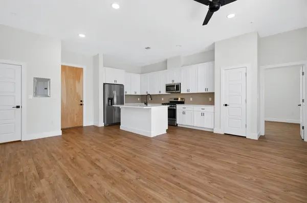 1811 Webberville RD #1210, Austin, TX 78721
