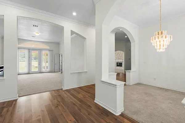285 W Overlook Mountain RD, Buda, TX 78610
