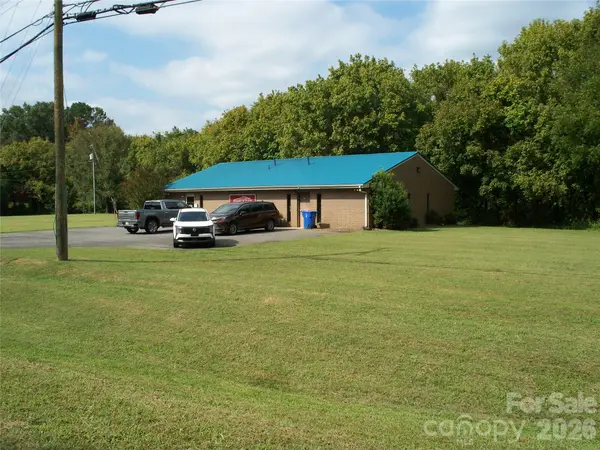 956 Reepsville RD, Lincolnton, NC 28092