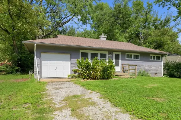 7310 Ruskin WAY, Kansas City, MO 64134
