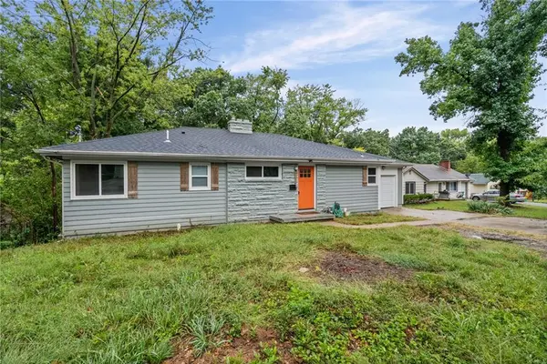 4715 Cleveland AVE, Kansas City, KS 66104
