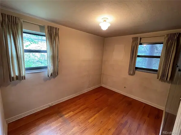 1055 Krameria, Denver, CO 80220