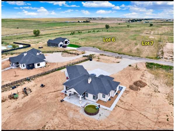 56262 E Apache, Strasburg, CO 80136