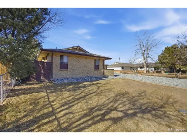 43 Lansing, Aurora, CO 80010