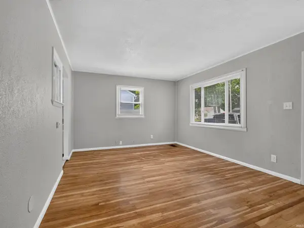 4421 Smith ST, Fort Wayne, IN 46806
