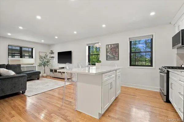 3 Whitehall RD #21, Eastchester, NY 10709