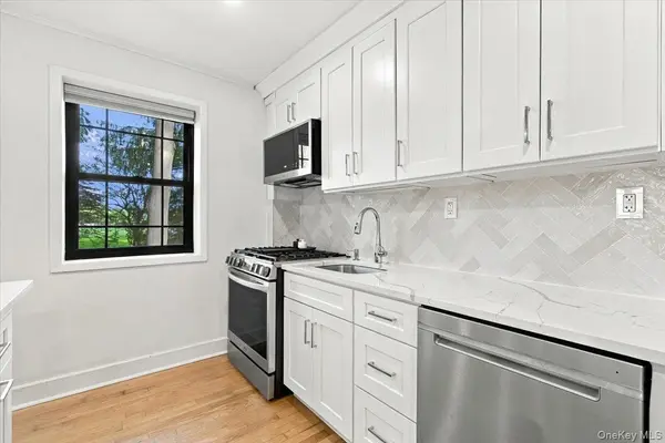 3 Whitehall RD #21, Eastchester, NY 10709