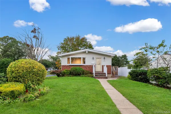 423 Westview AVE, Deer Park, NY 11729