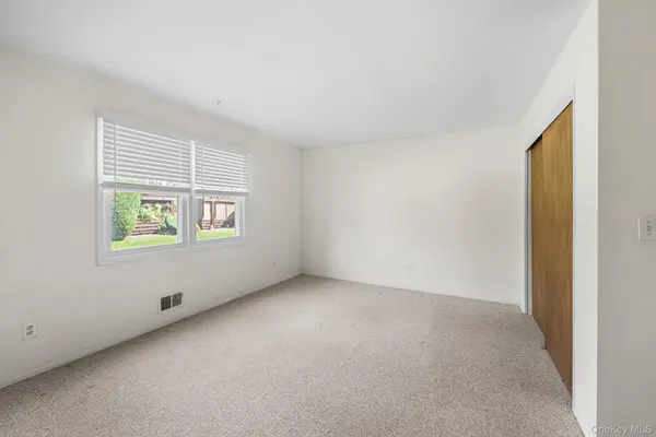 63 New Holland VLG, Nanuet, NY 10954